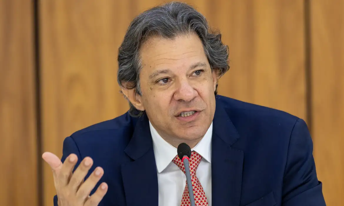 Após reunião com Lula, Haddad diz que não discutiu troca do presidente da Petrobras - EBC