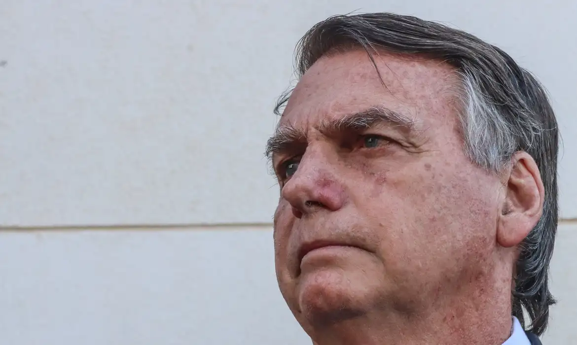 Bolsonaro volta a Minas Gerais de olho nas eleições municipais - EBC