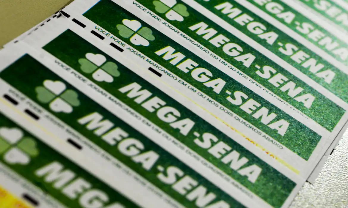 Mega-Sena, 2720: prêmio acumula e vai a R$ 37 milhões - EBC